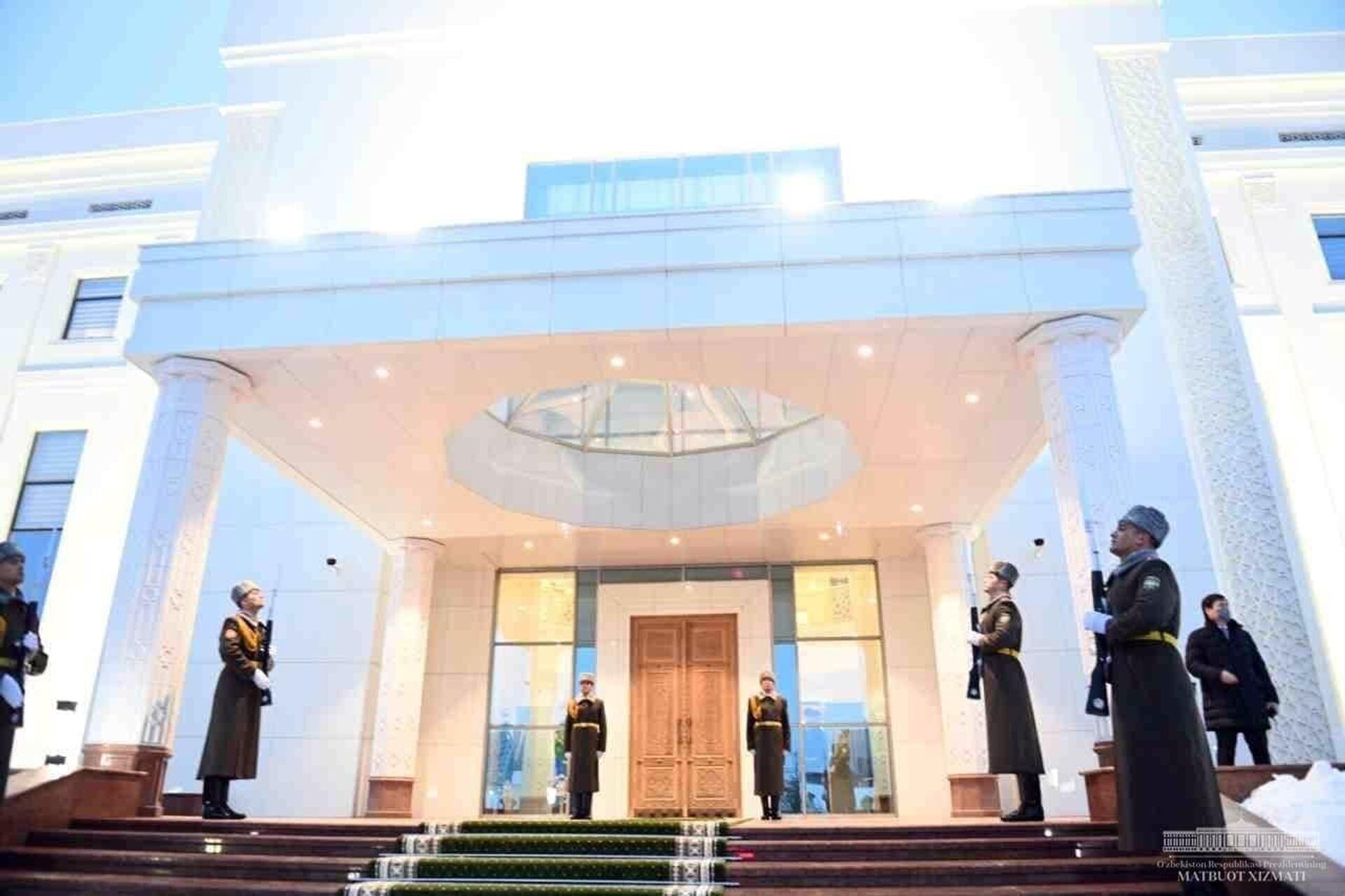 В Нур-Султане открыли посольство Узбекистана  - Sputnik Узбекистан, 1920, 07.12.2021