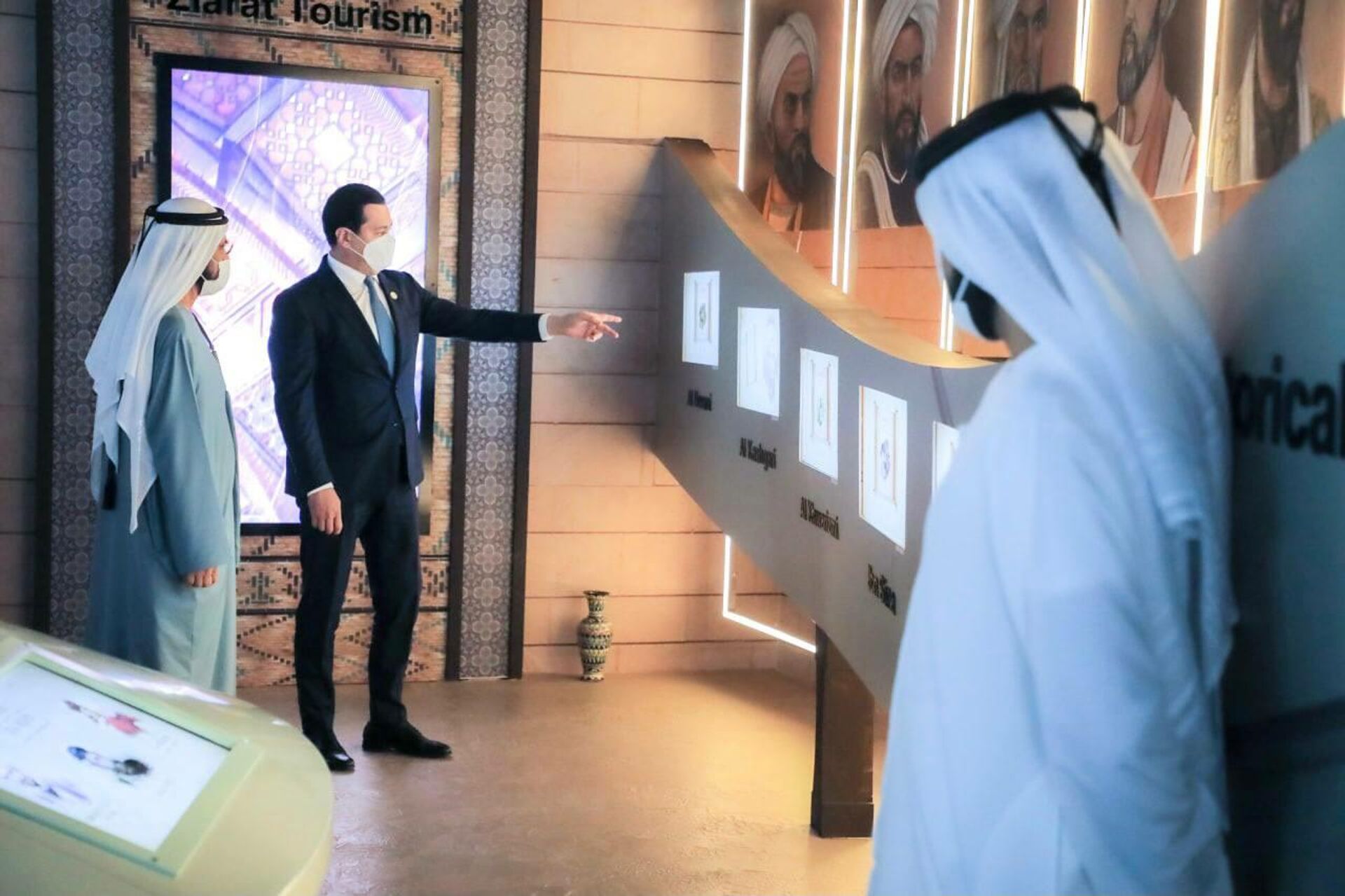 Премьер-министр ОАЭ посетил павильон Узбекистана на выставке в Дубае  - Sputnik Узбекистан, 1920, 10.12.2021