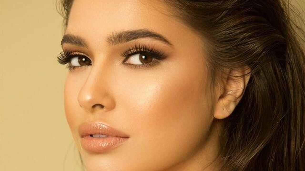 Porno gozallik tanlovi Porno gozallik tanlovi