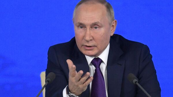 Ежегодная пресс-конференция президента России Владимира Путина - Sputnik Узбекистан