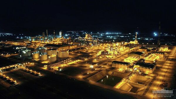 Vid sverxu na zavod Uzbekistan GTL - Sputnik O‘zbekiston