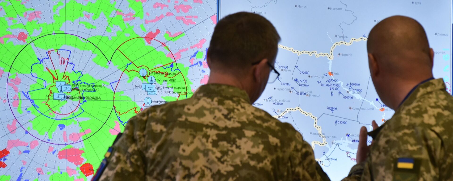 Voyennoslujashie vo vremya sovmestnix ucheniy Ukraini i stran NATO Rapid Trident-2021  - Sputnik O‘zbekiston, 1920, 18.01.2026