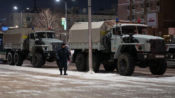 Ситуация в Казахстане на фоне протестов - Sputnik Ўзбекистон