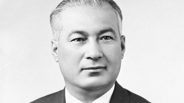 Шараф Рашидов, первый секретарь ЦК КП Узбекистана, член Президиума Верховного Совета СССР - Sputnik Ўзбекистон