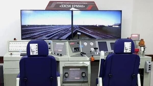 Тренажеры кабин локомотивов из России - Sputnik Узбекистан