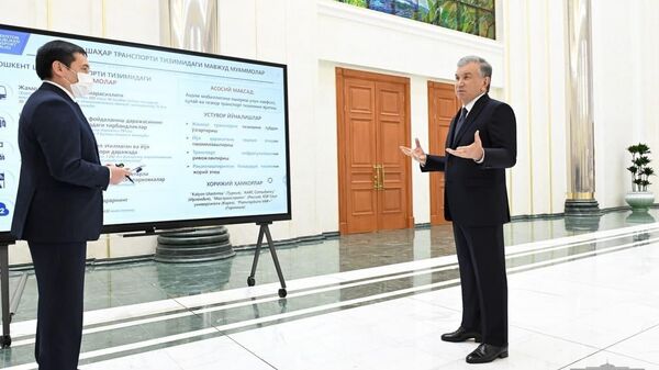 Prezident obsudil voprosi razvitiya obshestvennogo transporta v Tashkente - Sputnik O‘zbekiston
