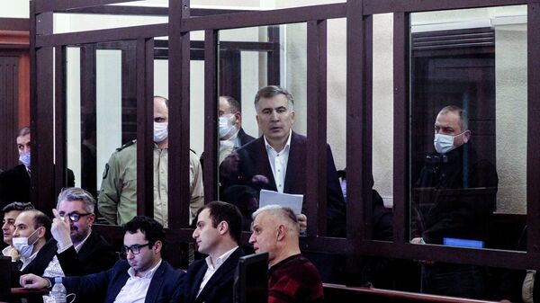 Михаил Саакашвили на судебном процессе - Sputnik Узбекистан