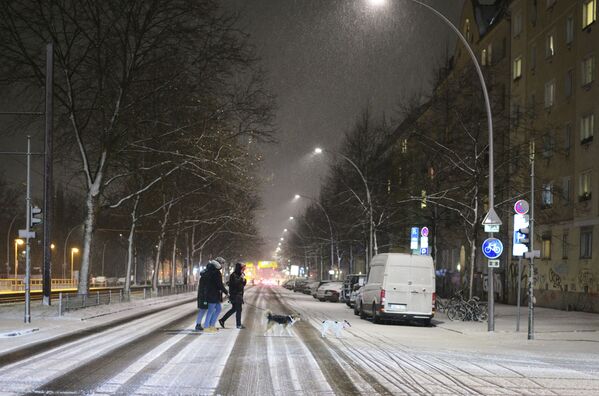 Снег в Берлине, Германия, 20 января 2022 г.  - Sputnik Узбекистан