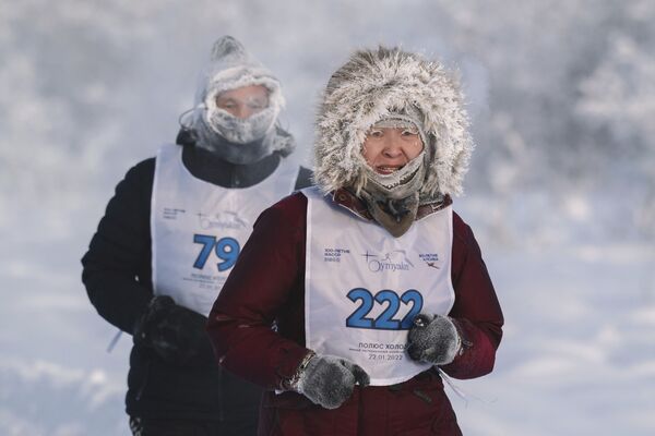 Экстремальный марафон проводится в Оймяконе третий год подряд.  - Sputnik Узбекистан