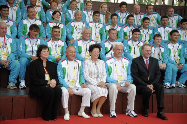 Форма сборной команды Узбекистана на Олимпийских играх в Пекине-2008 - Sputnik Узбекистан