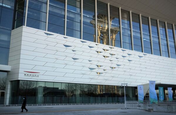 Главный пресс-центр зимних Олимпийских игр-2022 в Пекине. - Sputnik Узбекистан