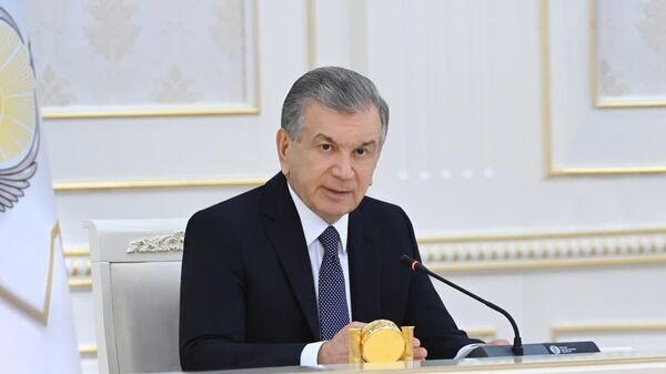 Shavkat Mirziyoyev raskritikoval rukovoditeley nekotorix sektorov - Sputnik O‘zbekiston