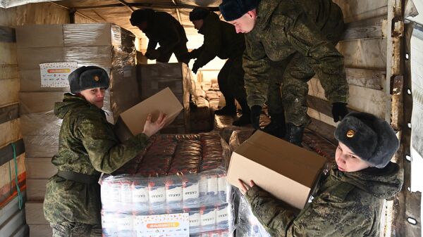Отправка гуманитарной помощи для жителей Запорожской области - Sputnik Узбекистан