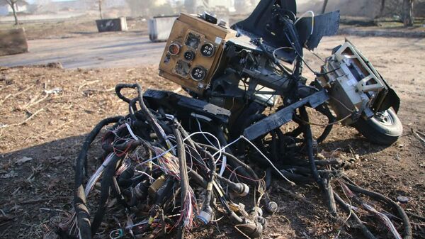 Обломки турецкого беспилотника Bayraktar, сбитого в Киевской области - Sputnik Узбекистан