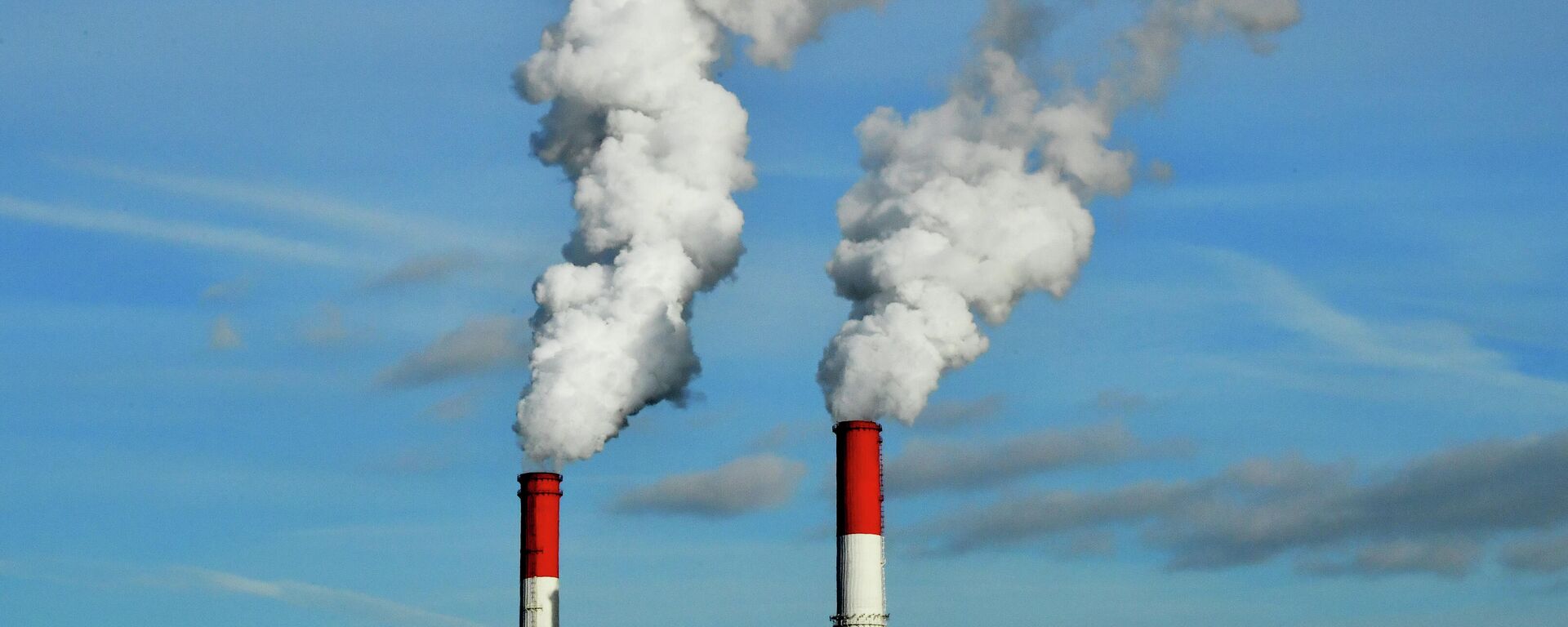 Trubi TES. Illyustrativnoe foto. - Sputnik O‘zbekiston, 1920, 13.09.2025