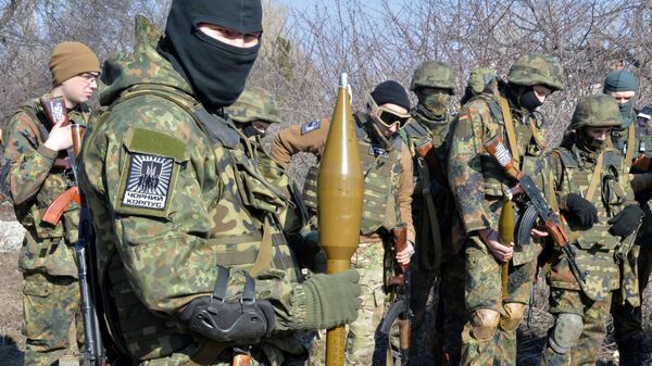 Бойцы украинского добровольческого батальона Азов - Sputnik Ўзбекистон
