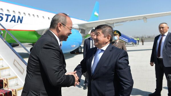 Абдулла Арипов прибыл в Кыргызстан - Sputnik Ўзбекистон