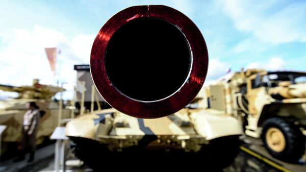 Tank, arxivnoe foto - Sputnik O‘zbekiston