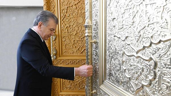 Шавкат Мирзиёев посетил центр исламской цивилизации - Sputnik Узбекистан