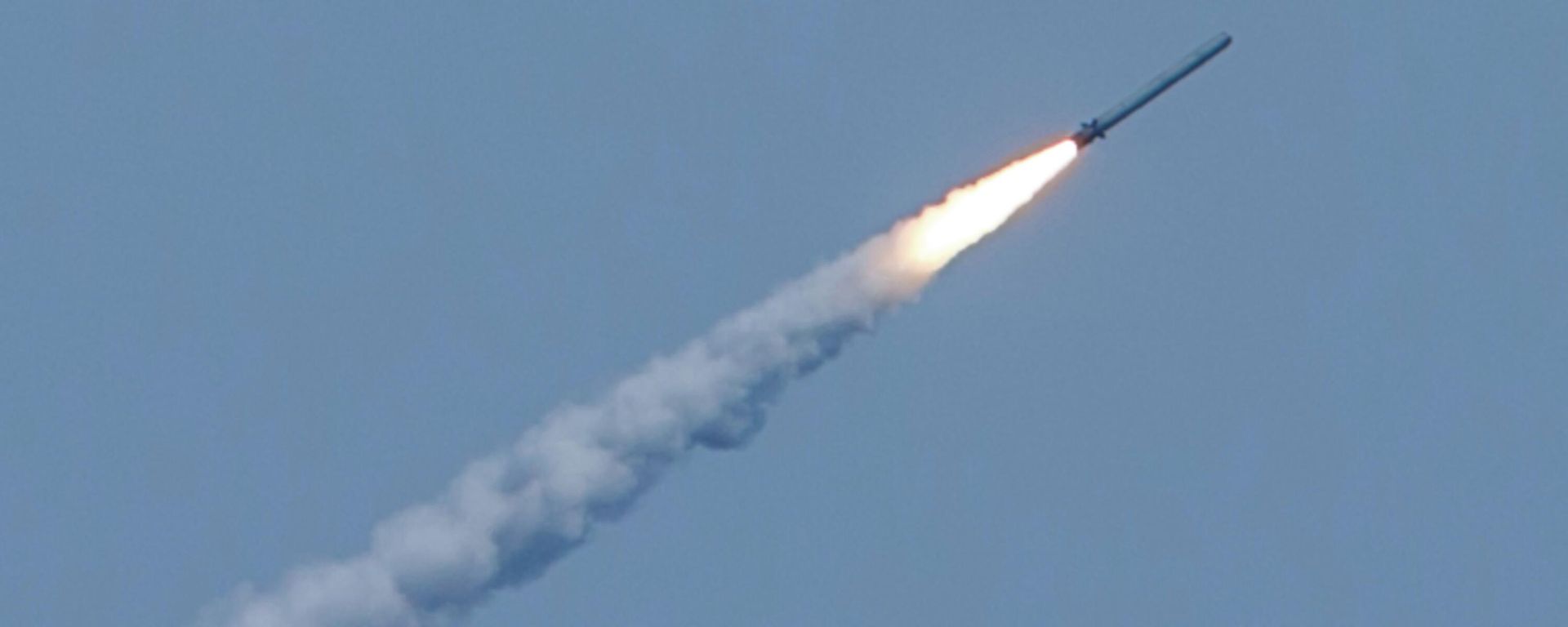 Запуск ракет Калибр по целям террористов в Сирии - Sputnik Ўзбекистон, 1920, 16.08.2026