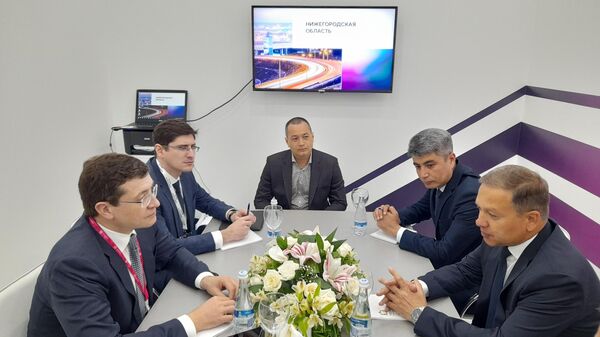 Делегация Нижегородской области на Международной выставке Иннопром-2022 - Sputnik Ўзбекистон