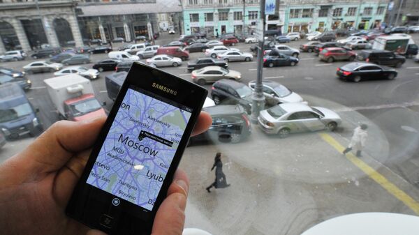 Начало продаж в России нового смартфона Samsung Omnia W - Sputnik Узбекистан