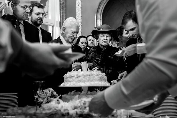 Снимок &quot;Лимонный торт&quot; нидерландского фотографа Isabelle Hattink, победивший в категории &quot;Свадебная фотография&quot;. - Sputnik Узбекистан
