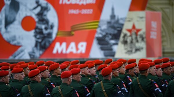 Военный парад, посвящённый 77-й годовщине Победы в Великой Отечественной войне - Sputnik Ўзбекистон