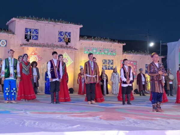 В фестивале участвовали более 200 режиссеров, продюсеров, хореографов и танцоров. - Sputnik Узбекистан