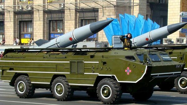 Ukrainskie raketi TRK Tochka-U na parade v Kiyeve Arxivnoe foto  - Sputnik O‘zbekiston