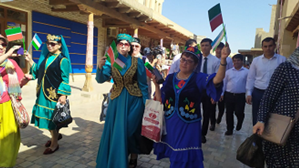 Международный фестиваль золотошвейного и ювелирного ремесла в Бухаре - Sputnik Узбекистан