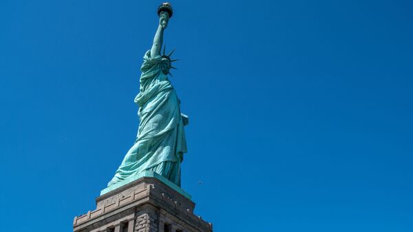Статуя Свободы в Нью-Йорке, США - Sputnik Узбекистан