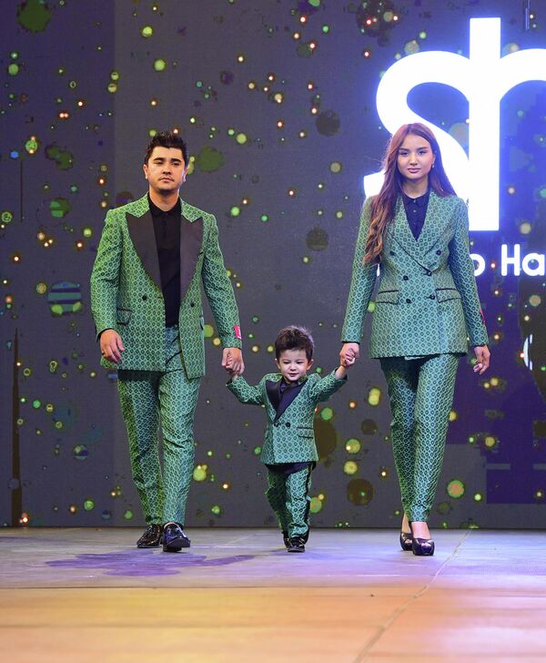 Высокая мода для всей семьи в исполнении дизайнеров из Узбекистана. - Sputnik Узбекистан