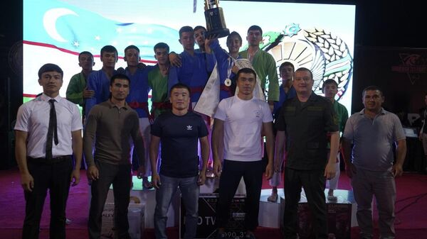 Соревнования на Кубок Сырдарьинской областной прокуратуры по борьбе кураш среди юниоров - Sputnik Узбекистан