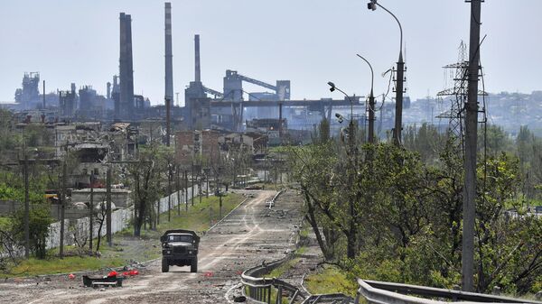 Разминирование территории комбината Азовсталь в Мариуполе - Sputnik Ўзбекистон