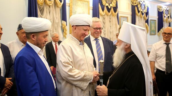 В Ташкенте прошел форум Роль православия и ислама в гармонизации жизни современного общества - Sputnik Узбекистан