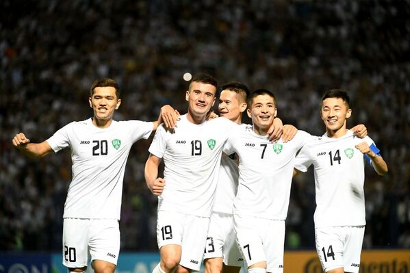Узбекистан разгромил Катар на Кубке Азии U-23 - Sputnik Узбекистан