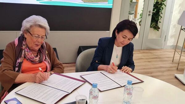 Podpisan memorandum o sotrudnichestve mejdu bibliotekami Uzbekistana i Rossii - Sputnik O‘zbekiston