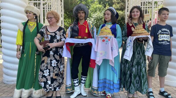 В Ташкенте прошел татаро-башкирский народный праздник Сабантуй - Sputnik Узбекистан