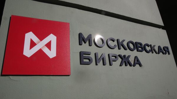 Moskovskaya birja vozobnovila torgi - Sputnik O‘zbekiston