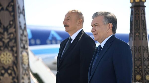 Президент Азербайджана Алиев прибыл в Хорезмскую область - Sputnik Узбекистан