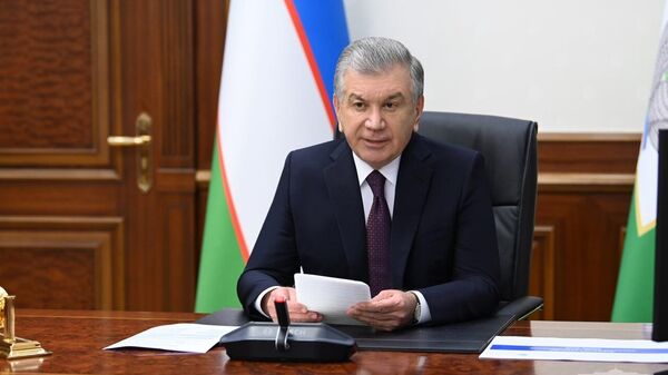 Президент Узбекистана Шавкат Мирзиёев на совещании по вопросам трансформации электроэнергетических предприятий - Sputnik Узбекистан