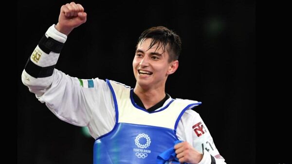 Олимпийский чемпион Улугбек Рашитов стал победителем чемпионата Азии по тхэквондо - Sputnik Узбекистан