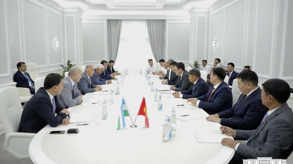 Визит делегации города Ош в Ташкент - Sputnik Узбекистан