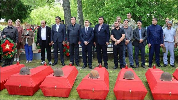 В Новгородской области обнаружены тела четырех узбекских солдат, погибших в годы Великой Отечественной войны - Sputnik Узбекистан