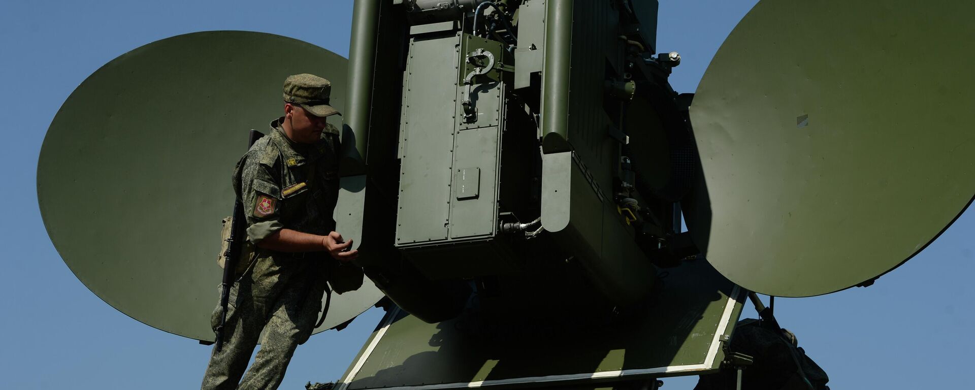 Тактико-специальные учения ЦВО в Свердловской области - Sputnik Ўзбекистон, 1920, 13.01.2026