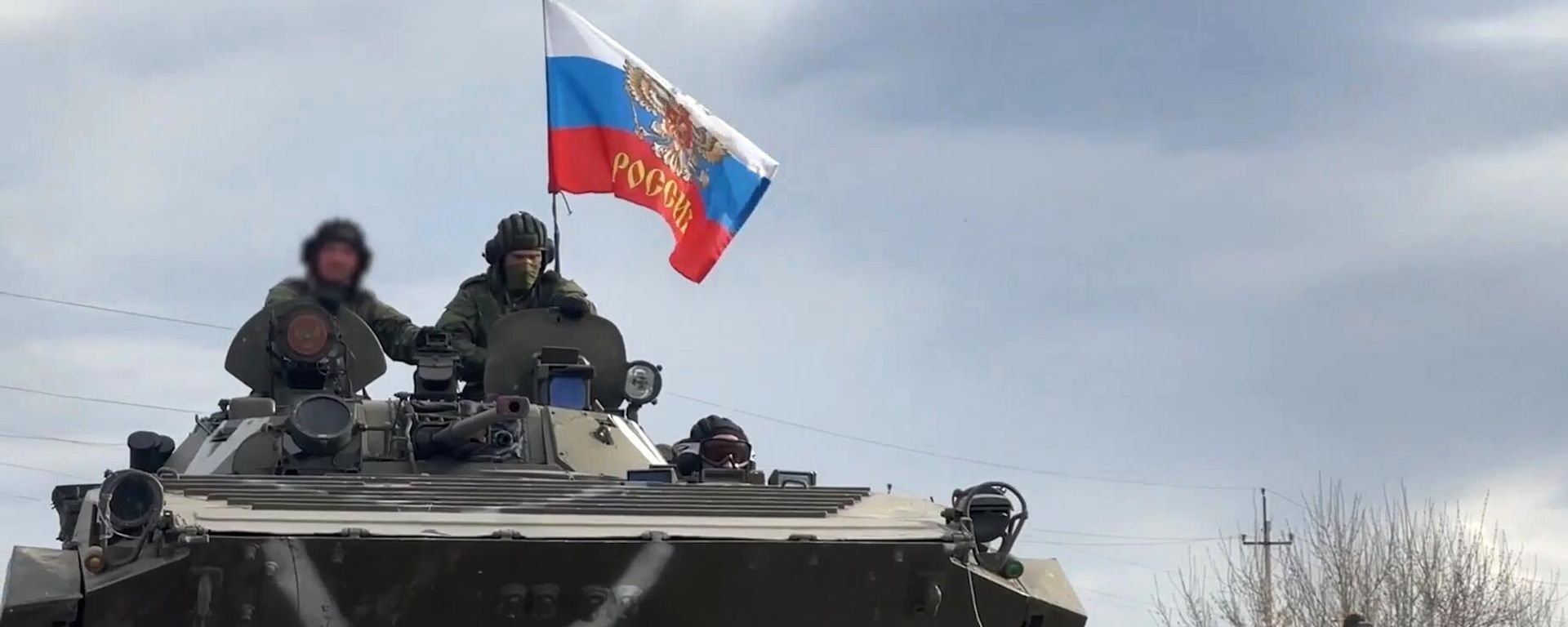 Продвижение колонн российской армии на освобождённых территориях Харьковской области - Sputnik Ўзбекистон, 1920, 07.09.2026