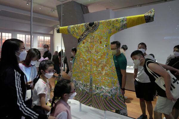 В музее представлено более 900 реликвий из пекинского императорского комплекса &quot;Гугун&quot;.  - Sputnik Узбекистан