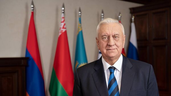 Predsedatel kollegii YEEK Mixail Myasnikovich - Sputnik Oʻzbekiston