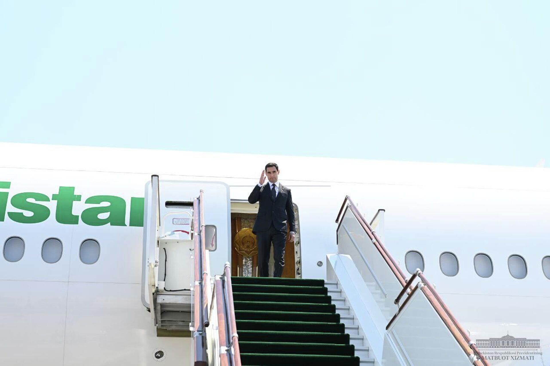 Президент Туркменистана Сердар Бердымухамедов прибыл в Узбекистан с государственным визитом. - Sputnik Узбекистан, 1920, 14.07.2022